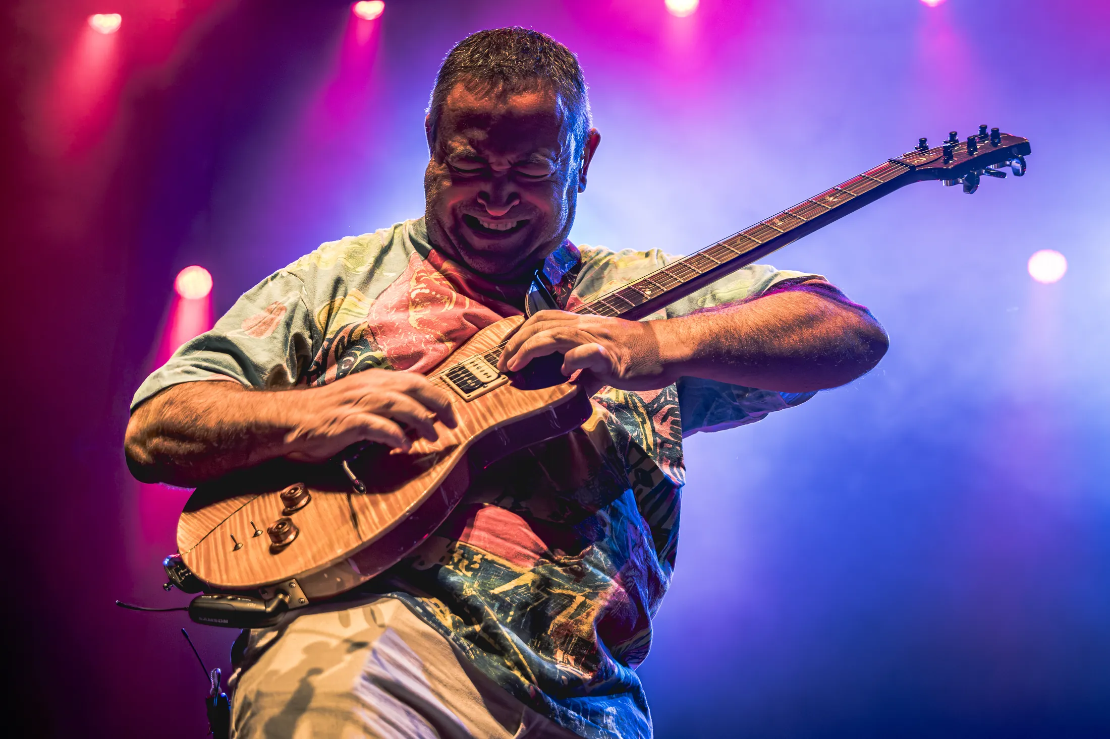 Eric Bonillo joue Santana — photographe concert Hyères Var