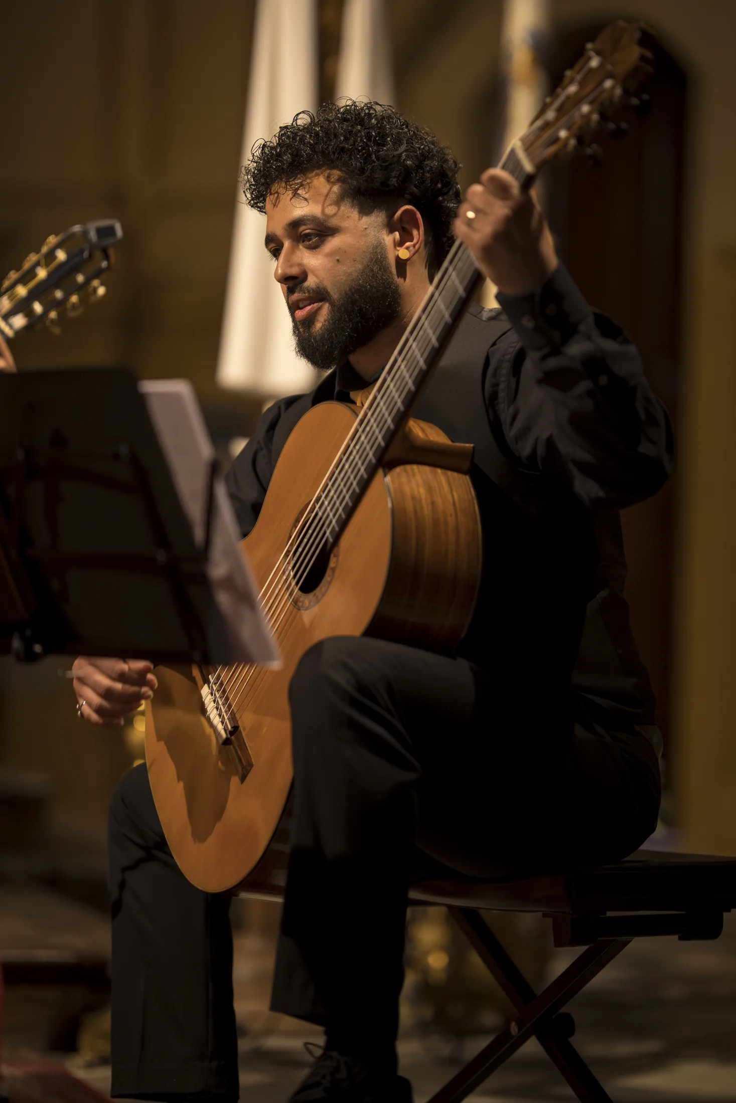 Guitariste du Quatuor Tastiera — portrait de scène à Aix-en-Provence